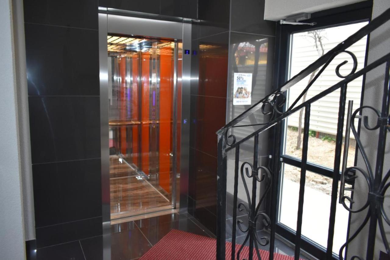 Cozy Apartment In The Heart Of Iasi - Palas Mall Ngoại thất bức ảnh
