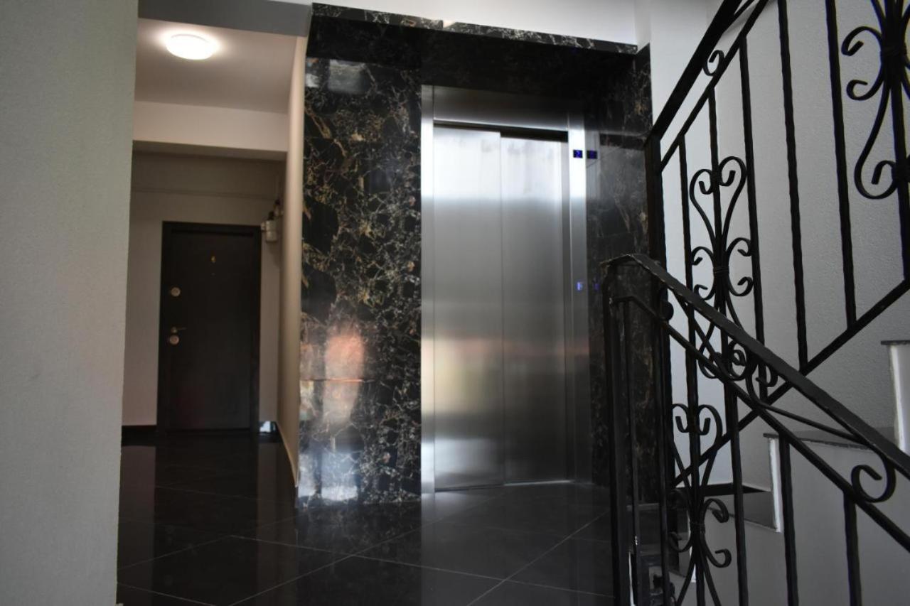 Cozy Apartment In The Heart Of Iasi - Palas Mall Ngoại thất bức ảnh